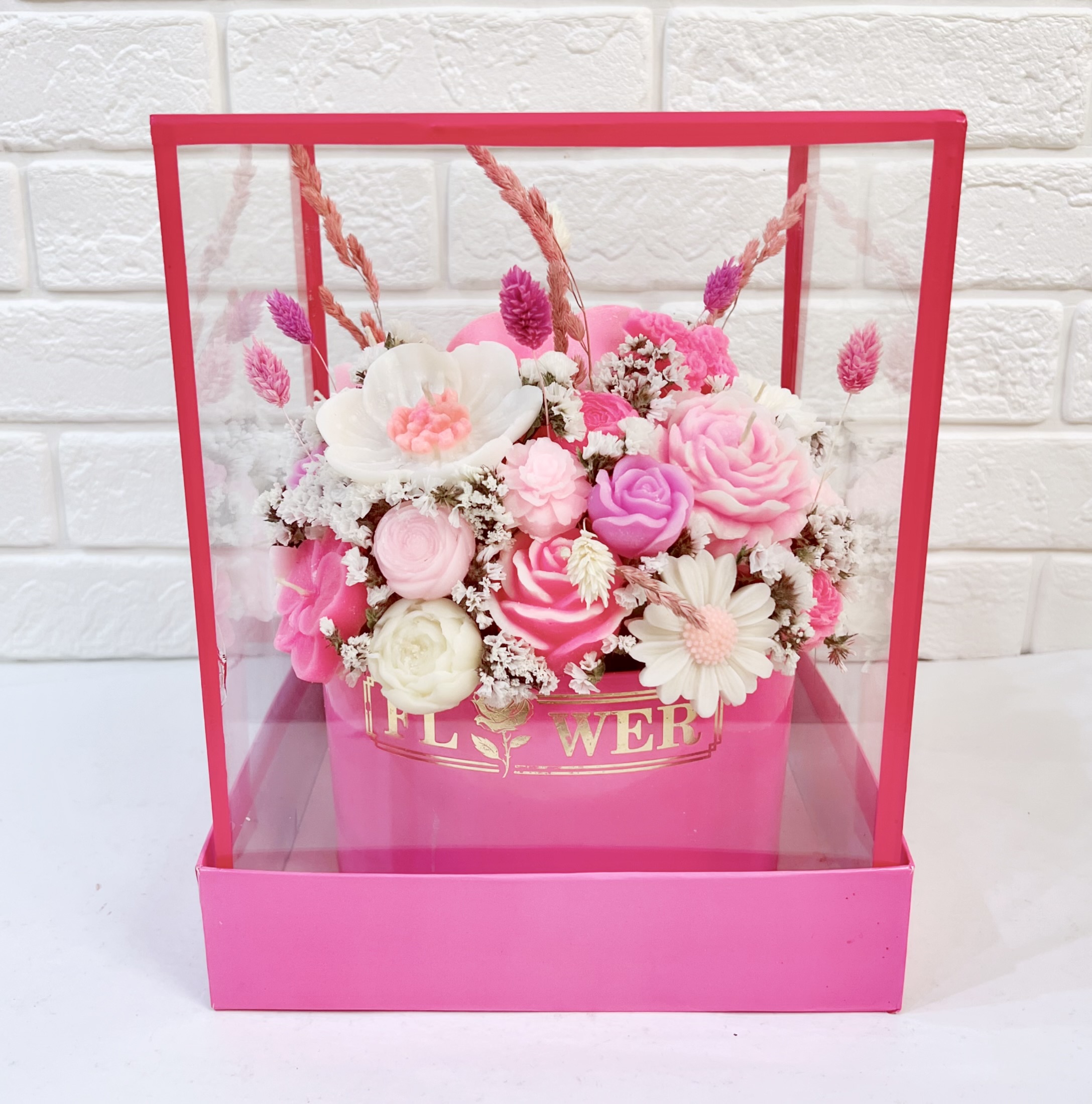 باکس گل جاودان با کاور پلکسی